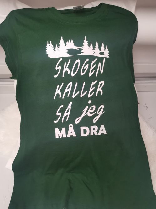 Hovedbilde Skogen kaller 